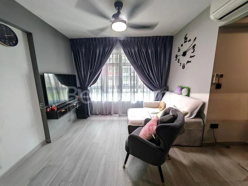 3 Room (3A) HDB for Sale in 103B Canberra Street - Image 1