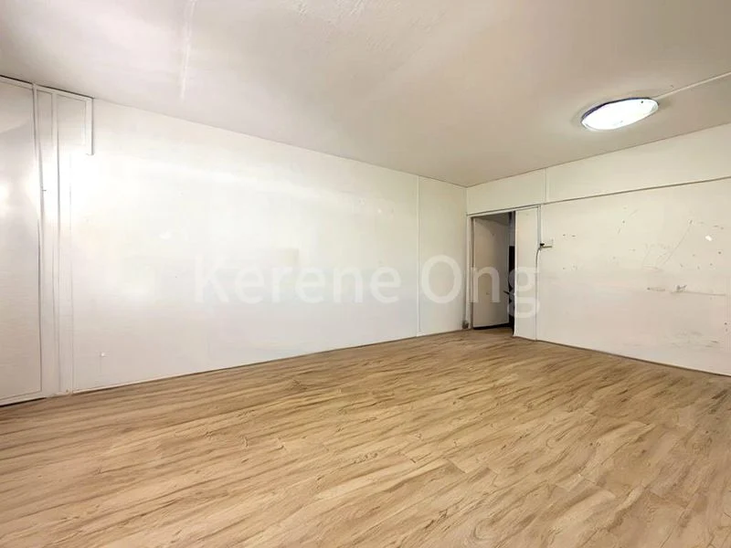 4 Room (4NG) HDB for Rent in  2 Haig Road - Image 2
