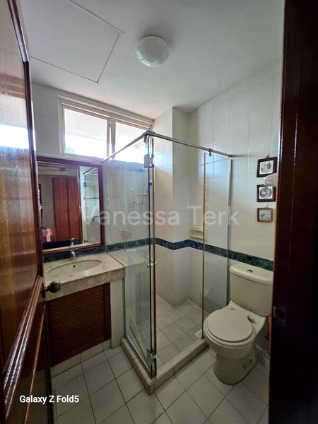 6 Bed Semi-Detached House (Landed) for Sale in  Kechubong Terrace - Image 19