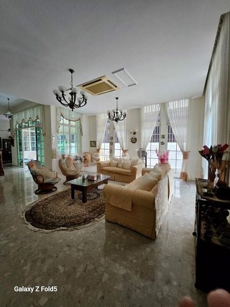 6 Bed Semi-Detached House (Landed) for Sale in  Kechubong Terrace - Image 5