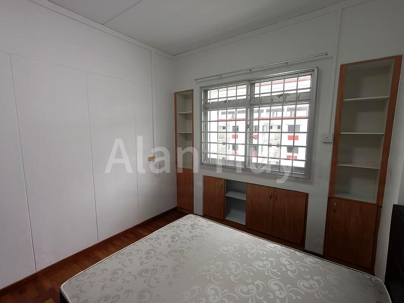 Common Room (HDB) for Rent in 187B Rivervale Drive - Image 3