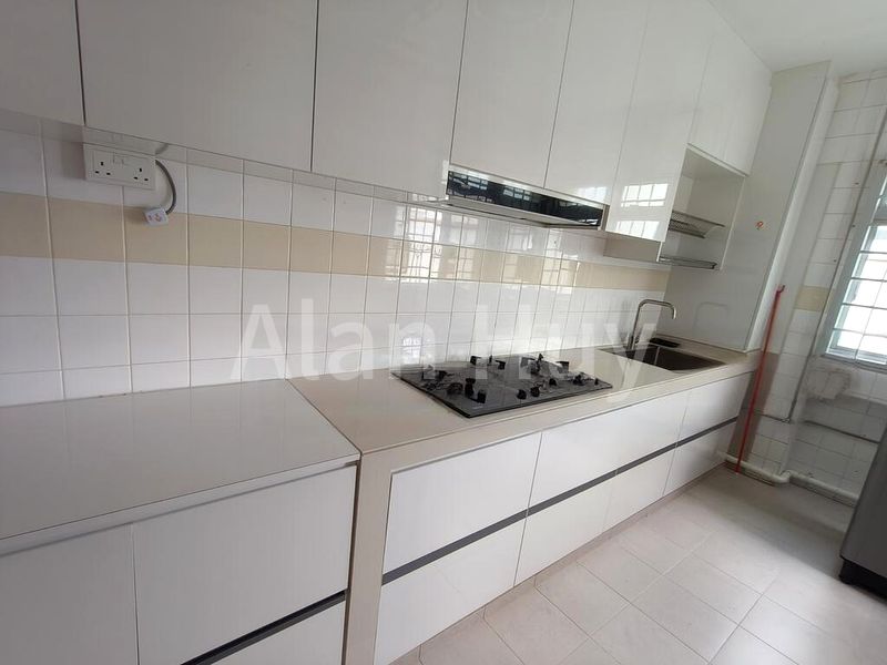 Common Room (HDB) for Rent in 187B Rivervale Drive - Image 10