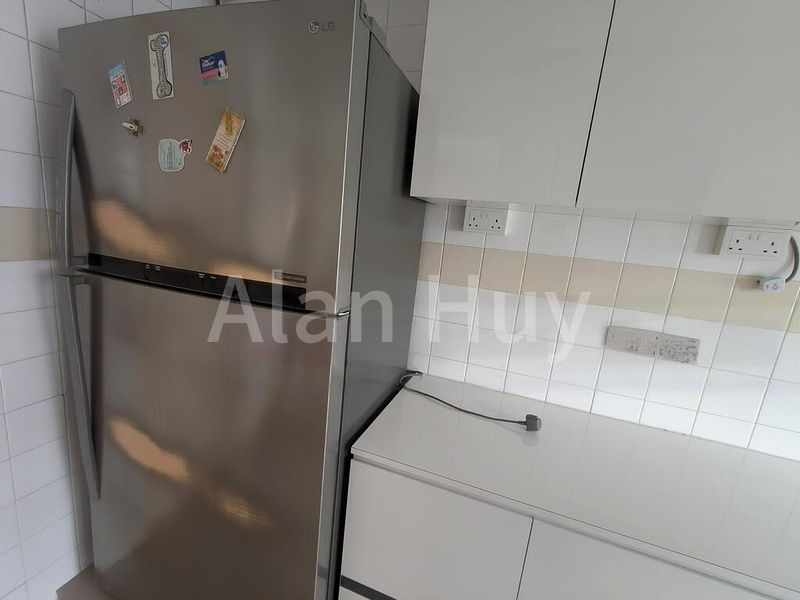 Common Room (HDB) for Rent in 187B Rivervale Drive - Image 9