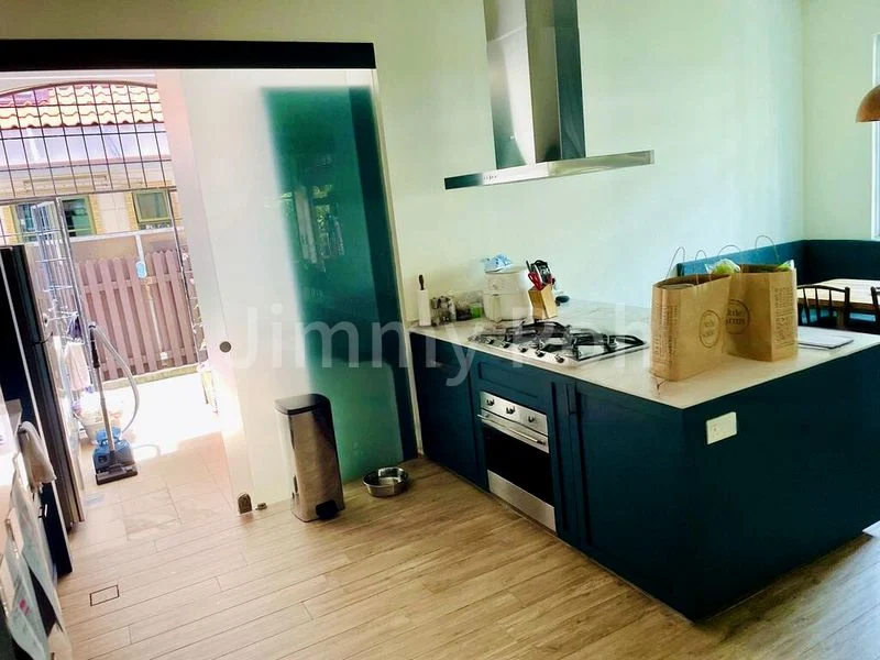 6 Bed Corner Terrace (Landed) for Sale in  Eastwood Walk Gardens - Image 11