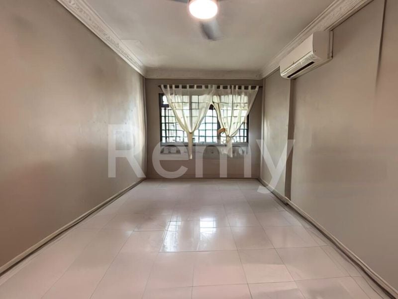 5 Room (5I) HDB for Sale in  350 Ang Mo Kio Street 32 - Image 4