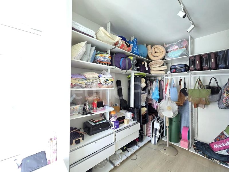 3 Bed Condo for Rent in  The Atria At Meyer - Image 6