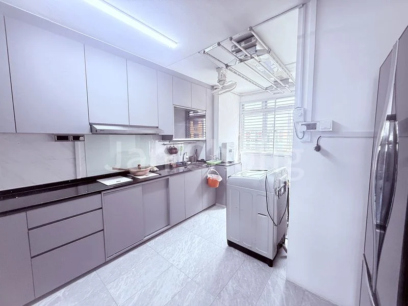 4 Room (4A) HDB for Rent in  749 Jurong West Street 73 - Image 2