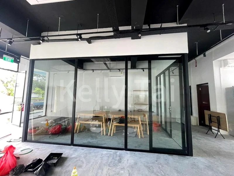 Shop / Shophouse for Sale: Selaseh, 2-Storey Corner Shophouse - Image 5