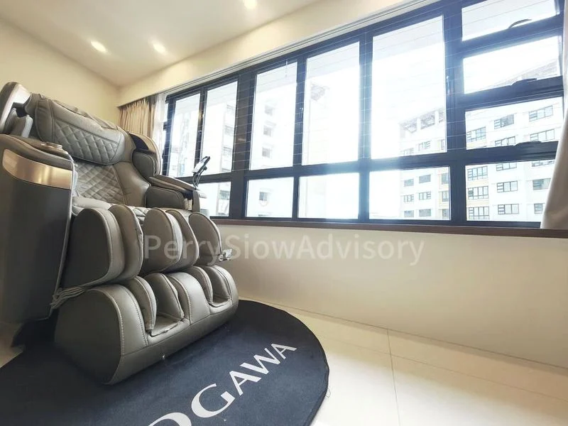5 Room (5I) HDB for Sale in  122A Edgedale Plains - Image 4