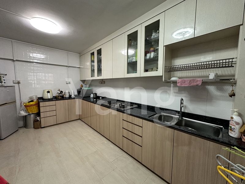 Executive HDB for Rent in  326 Yishun Ring Road - Image 9