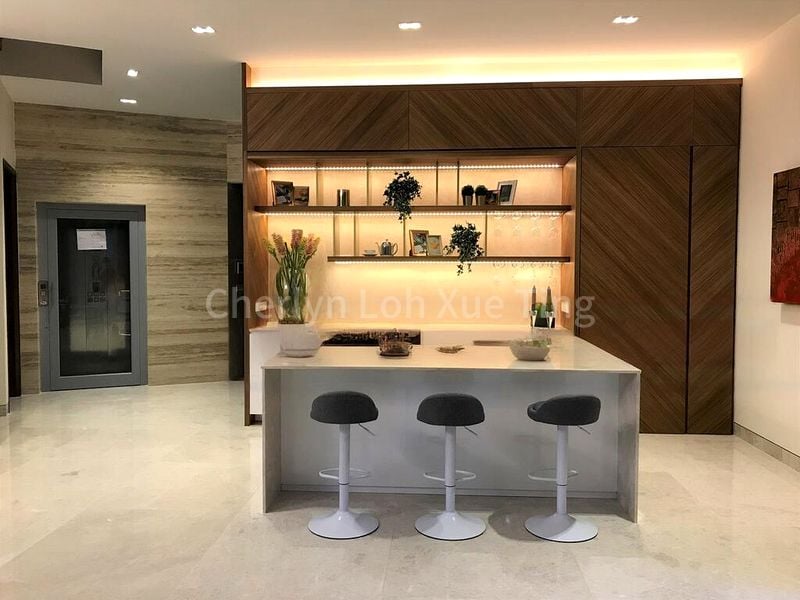 9 Bed Bungalow (Landed) for Rent in Lornie 18 - Image 4