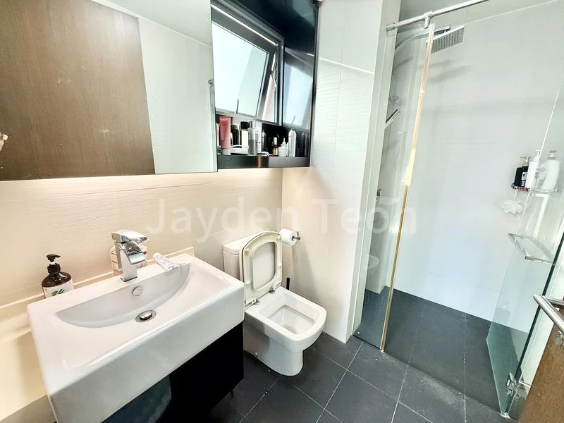 1 Bed Apartment (Condo) for Sale in  Isuites @ Marshall - Image 5