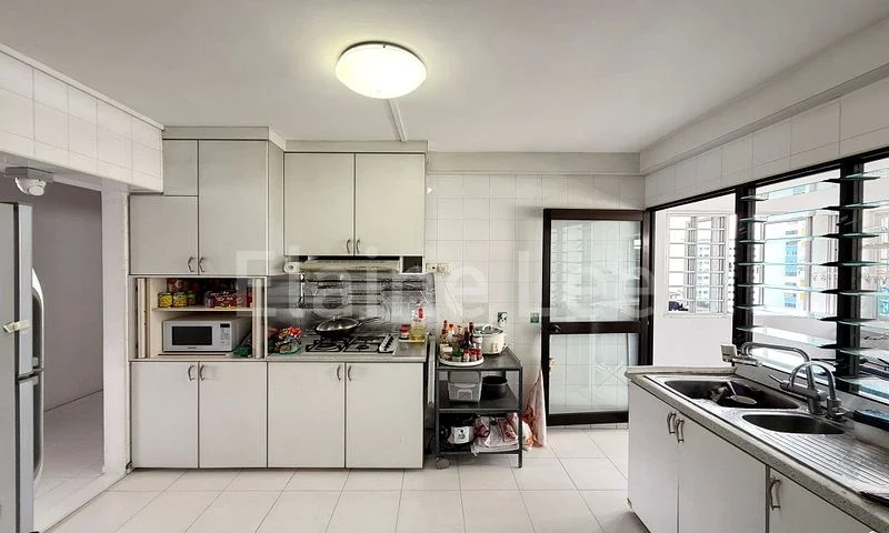 Executive HDB for Sale in  225C Compassvale Walk - Image 13