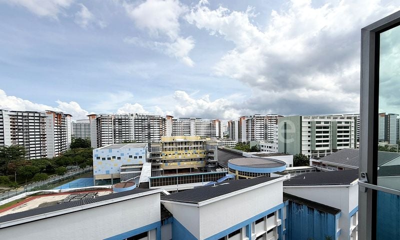 Executive HDB for Sale in  225C Compassvale Walk - Image 3
