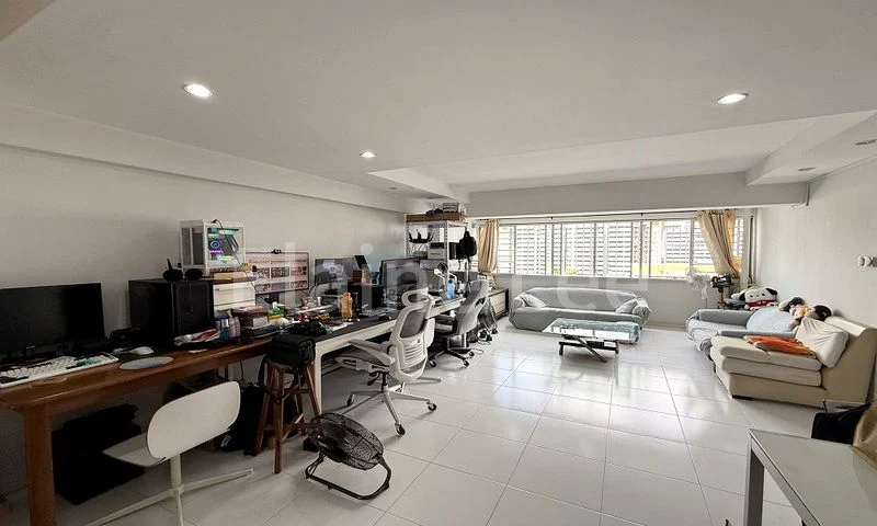 Executive HDB for Sale in  225C Compassvale Walk - Image 5