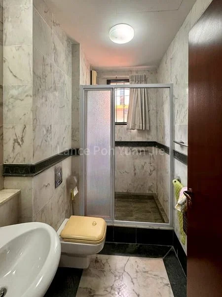 5 Bed Terraced House (Landed) for Rent in  Changi Heights - Image 11