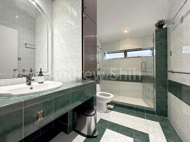 5 Bed Semi-Detached House (Landed) for Sale in  Hougang Avenue 2 - Image 14