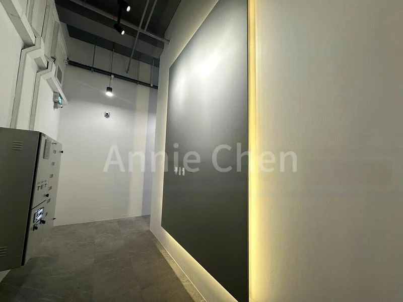 Light Industrial (B1) for Rent: Sindo Industrial Building - Image 7