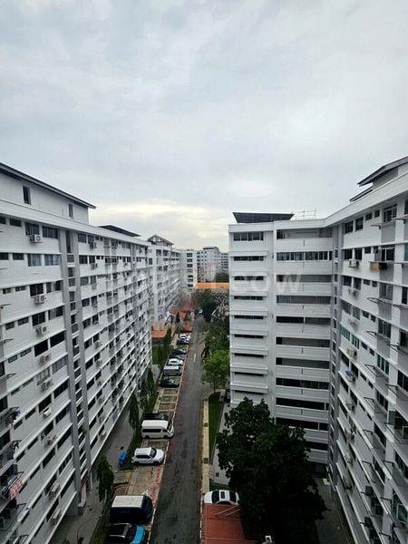 5 Room (5STD) HDB for Sale in  452 Pasir Ris Drive 6 - Image 4