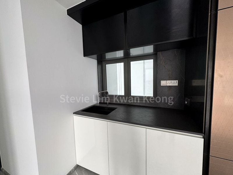 3 Bed Condo for Rent in  Newport Residences / Newport Tower - Image 7