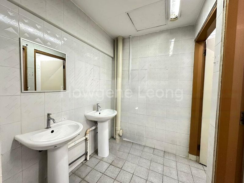 Shop / Shophouse for Rent: Jalan Sultan Ground Floor Unit for Various Commercial Use! - Image 1