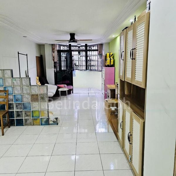 5 Room (5I) HDB for Sale in 341B Sembawang Close - Image 1