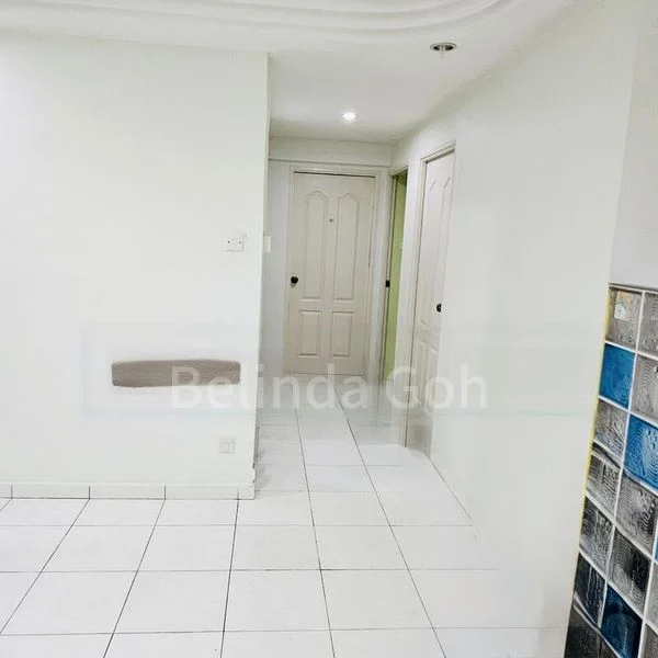 5 Room (5I) HDB for Sale in 341B Sembawang Close - Image 2