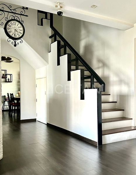 Maisonette HDB for Sale in  151 Yung Ho Road - Image 3