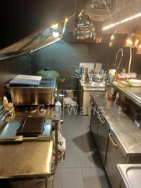 Food & Beverage for Rent: F&B Shophouse, Ground Floor, Amoy Street - Image 1