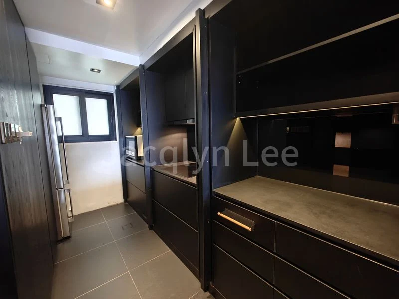 2 Bed Apartment (Condo) for Rent in International Plaza - Image 5