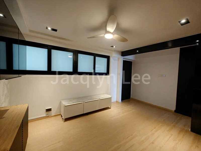 2 Bed Apartment (Condo) for Rent in International Plaza - Image 11
