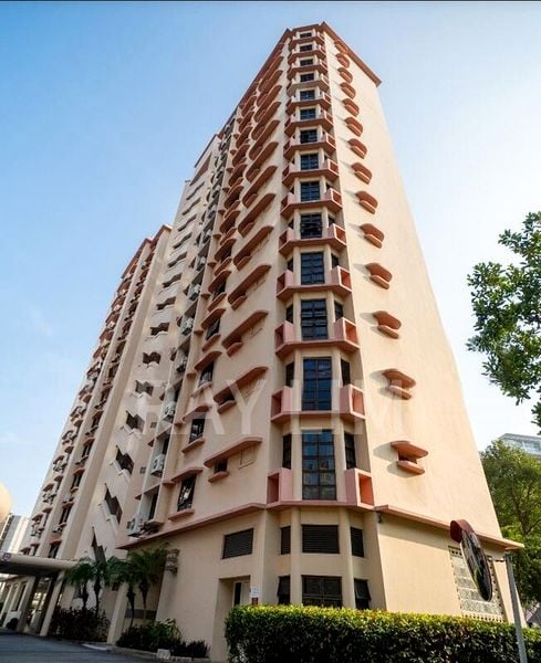 3 Bed Condo for Rent in  Parkway View - Image 1