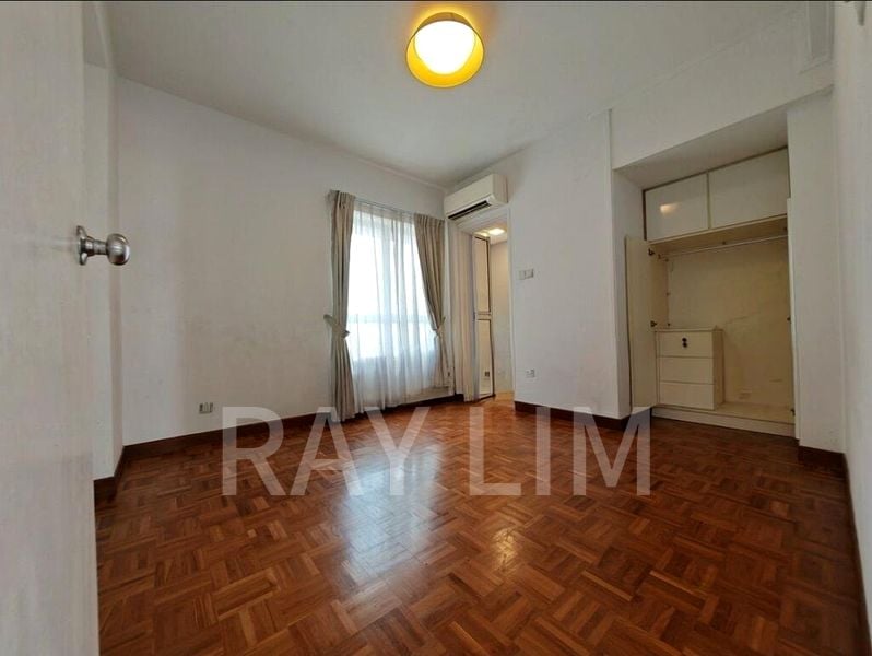 3 Bed Condo for Rent in  Parkway View - Image 9