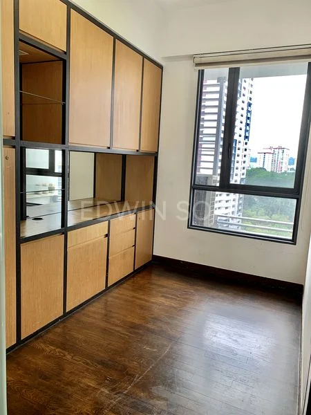 3 Bed Apartment (Condo) for Sale in  The Beacon - Image 8