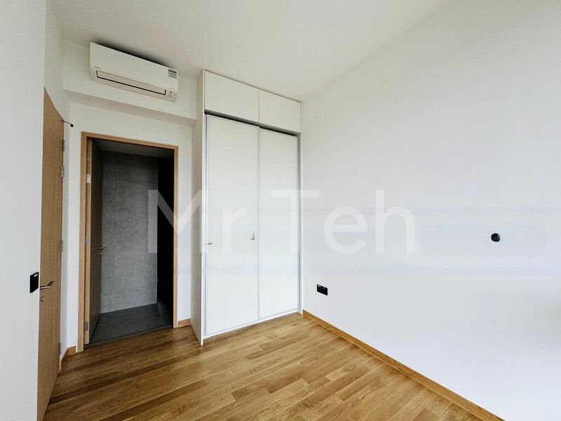 3 Bed Condo for Sale in  Peak Residence - Image 7