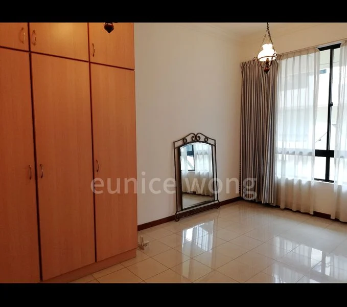 4+1 Bed Townhouse (Landed) for Rent in  Barossa Gardens - Image 5