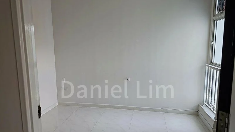 5 Room (5A) HDB for Rent in  387 Bukit Batok West Avenue 5 - Image 3