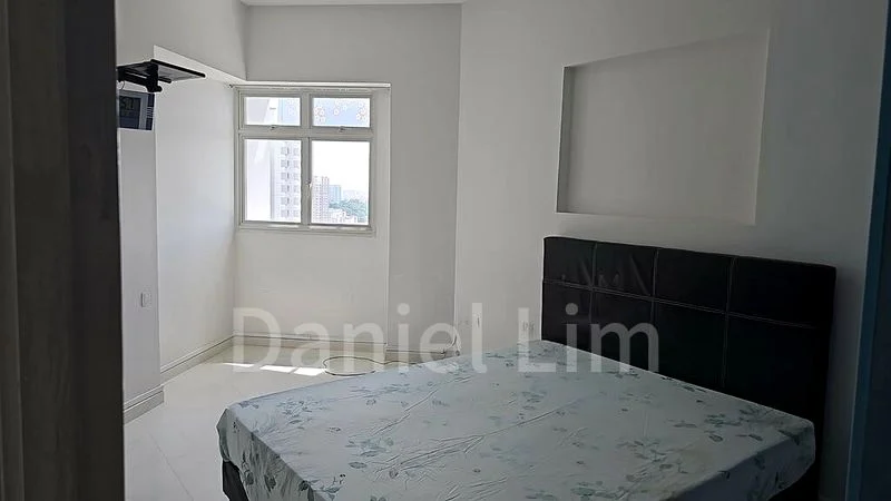 5 Room (5A) HDB for Rent in  387 Bukit Batok West Avenue 5 - Image 7