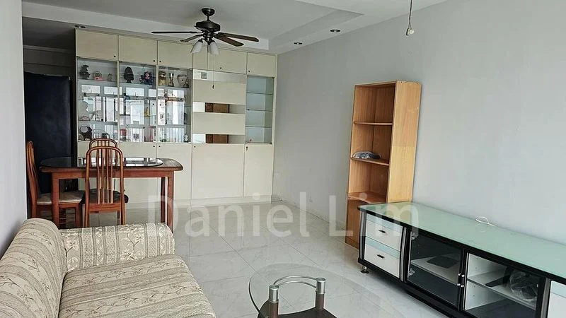 5 Room (5A) HDB for Rent in  387 Bukit Batok West Avenue 5 - Image 1