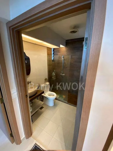 Common Room (HDB) for Rent in  420A Northshore Drive - Image 3
