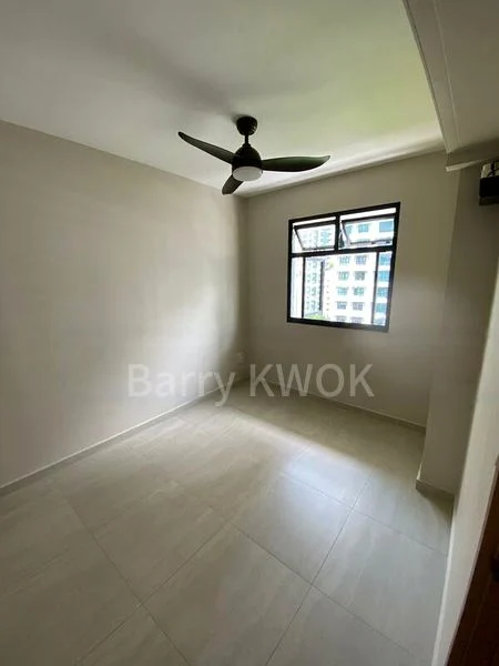 Common Room (HDB) for Rent in  420A Northshore Drive - Image 5