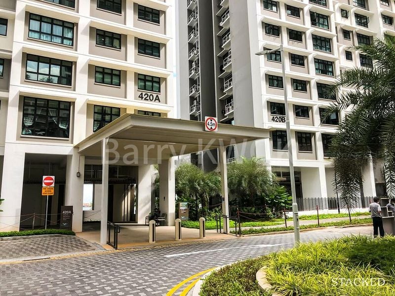 Common Room (HDB) for Rent in  420A Northshore Drive - Image 9