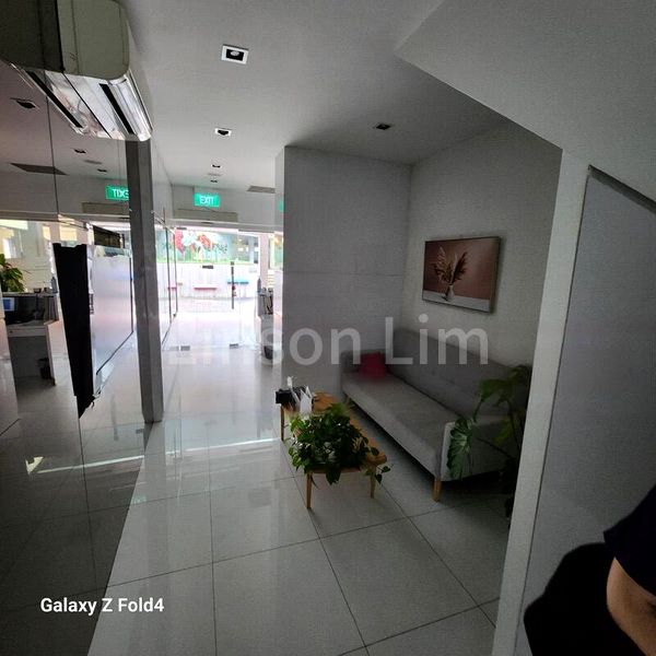 Shop / Shophouse for Sale: 722 Ang Mo Kio Avenue 8 - Image 5