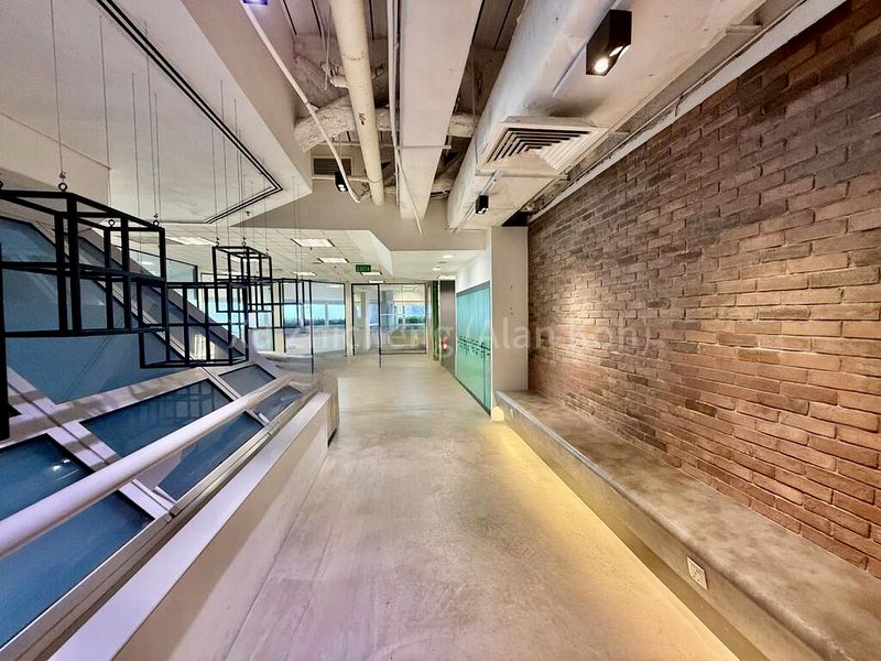 Office for Rent: The Concourse - Image 9