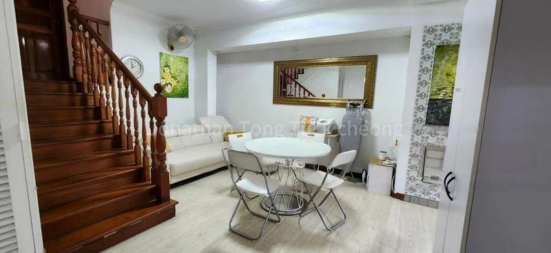 Common Room (Condo) for Rent in  Pandan Valley, Chempaka Court - Image 2