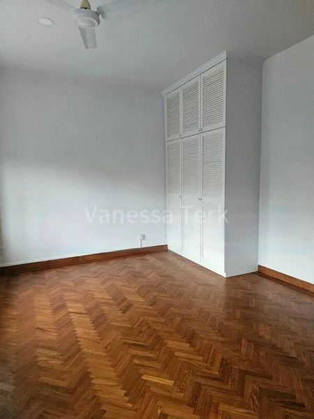 5 Bed Bungalow (Landed) for Rent in  Clementi Park - Image 9