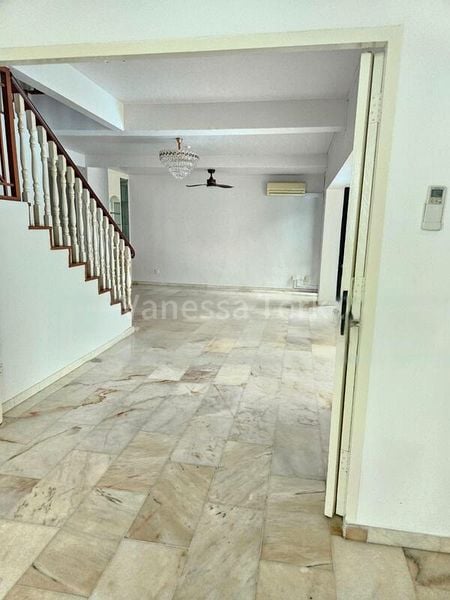 5 Bed Bungalow (Landed) for Rent in  Clementi Park - Image 18