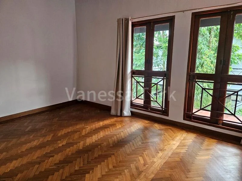 5 Bed Bungalow (Landed) for Rent in  Clementi Park - Image 4