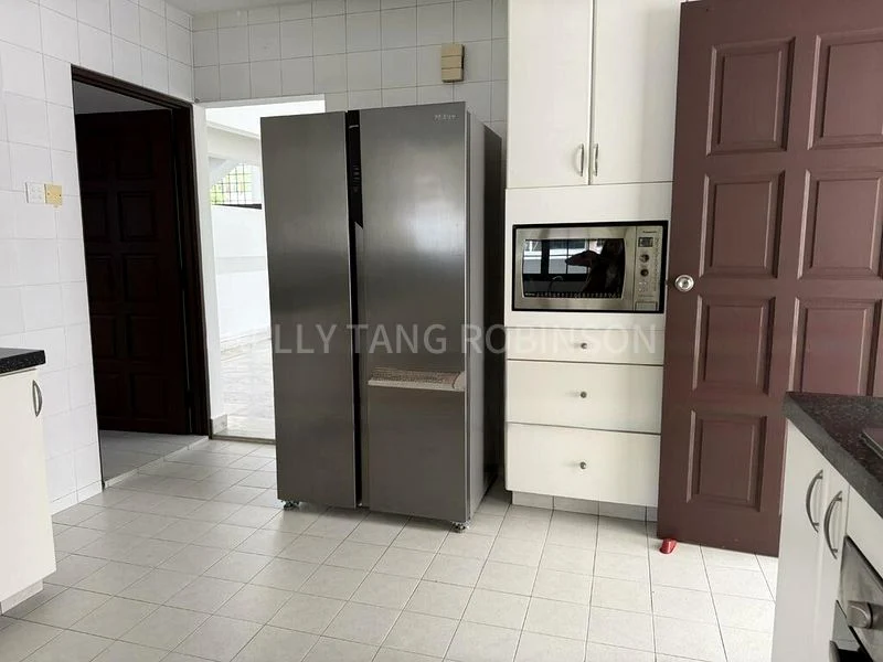 6 Bed Bungalow (Landed) for Rent in  Queen Astrid Park - Image 7