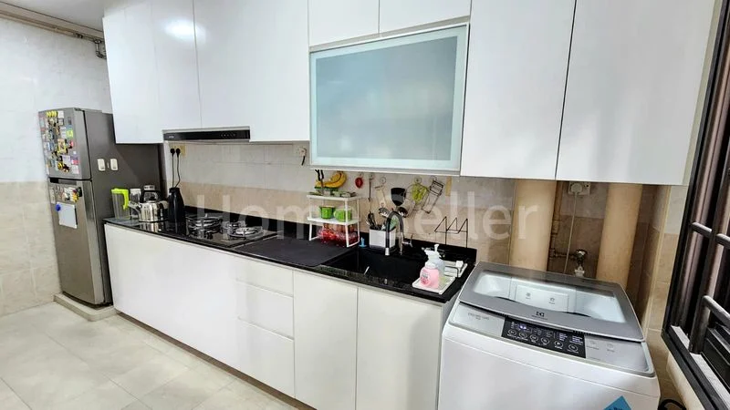 5 Room (5I) HDB for Sale in 403 Admiralty Link - Image 8